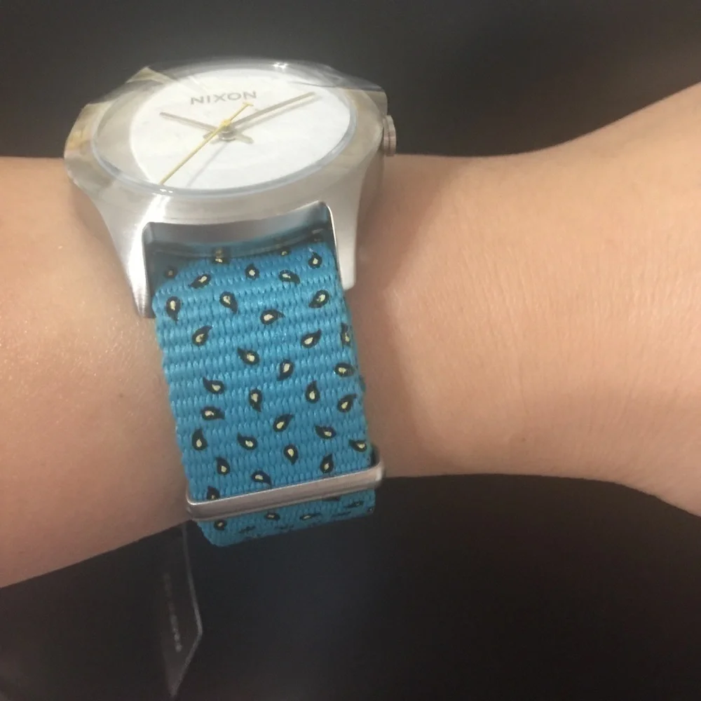 New Stylish Nixon Canvas Watch JA1